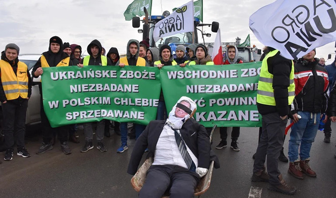 (Polski) Sojusz zawiedzionych PiS-em, czyli śmiechu warte płacze rolników z „AgroUnii”…