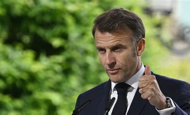 (Polski) Emmanuel Macron przygotowuje grunt pod rozmowy telefoniczne z Władimirem Putinem