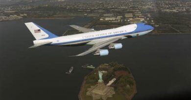 Były Sekretarz Sił Powietrznych USA pozbawiony dostępu do tajnych danych