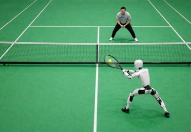 (Polski) Chiński robot Galbot zmierzył się z gwiazdą tenisa Zheng Jie w pierwszym na świecie meczu człowiek-robot